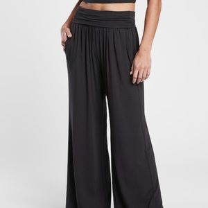 Studio Wide Leg Pants